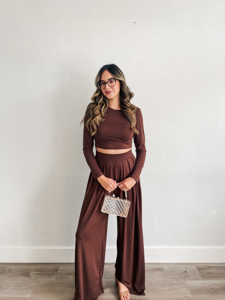 Headed Out Brown Set