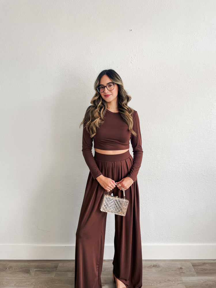 Headed Out Brown Set