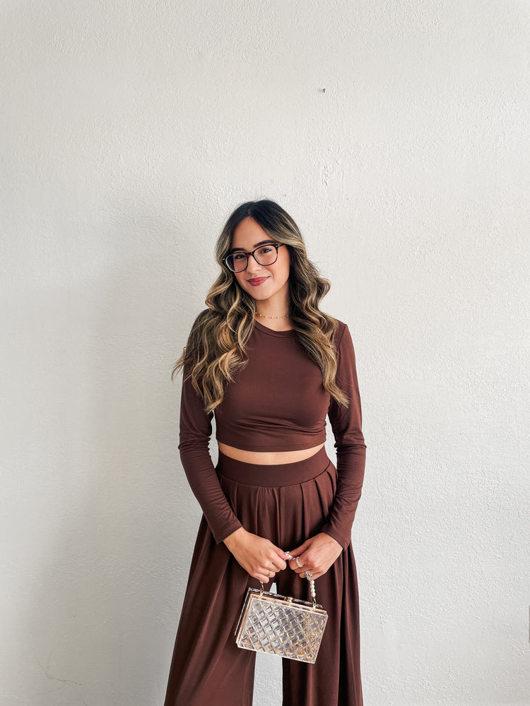 Headed Out Brown Set