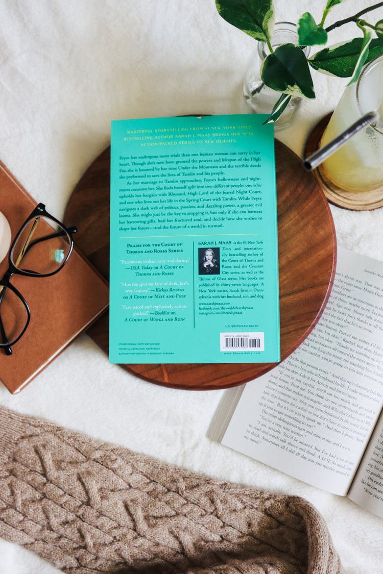 A Court of Mist and Fury (Book Two)